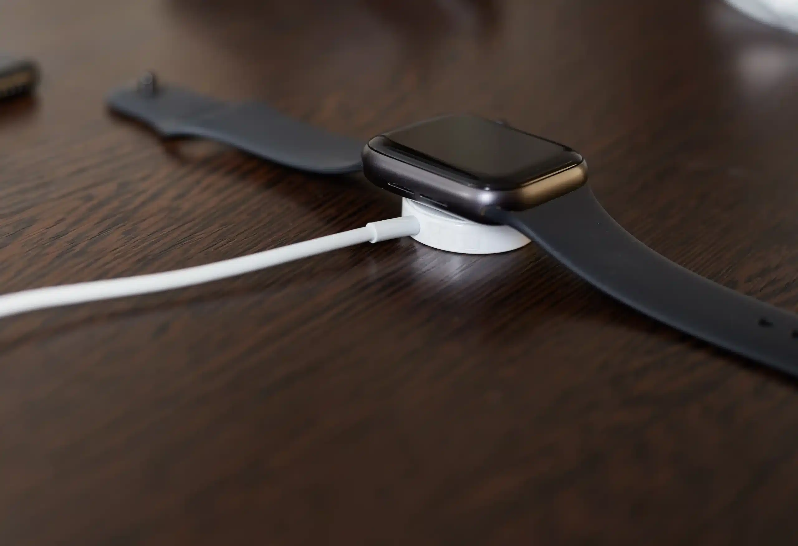 how to fix apple watch charging issue
